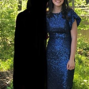 STUNNING Aurora NeeSee’s modest prom/formal